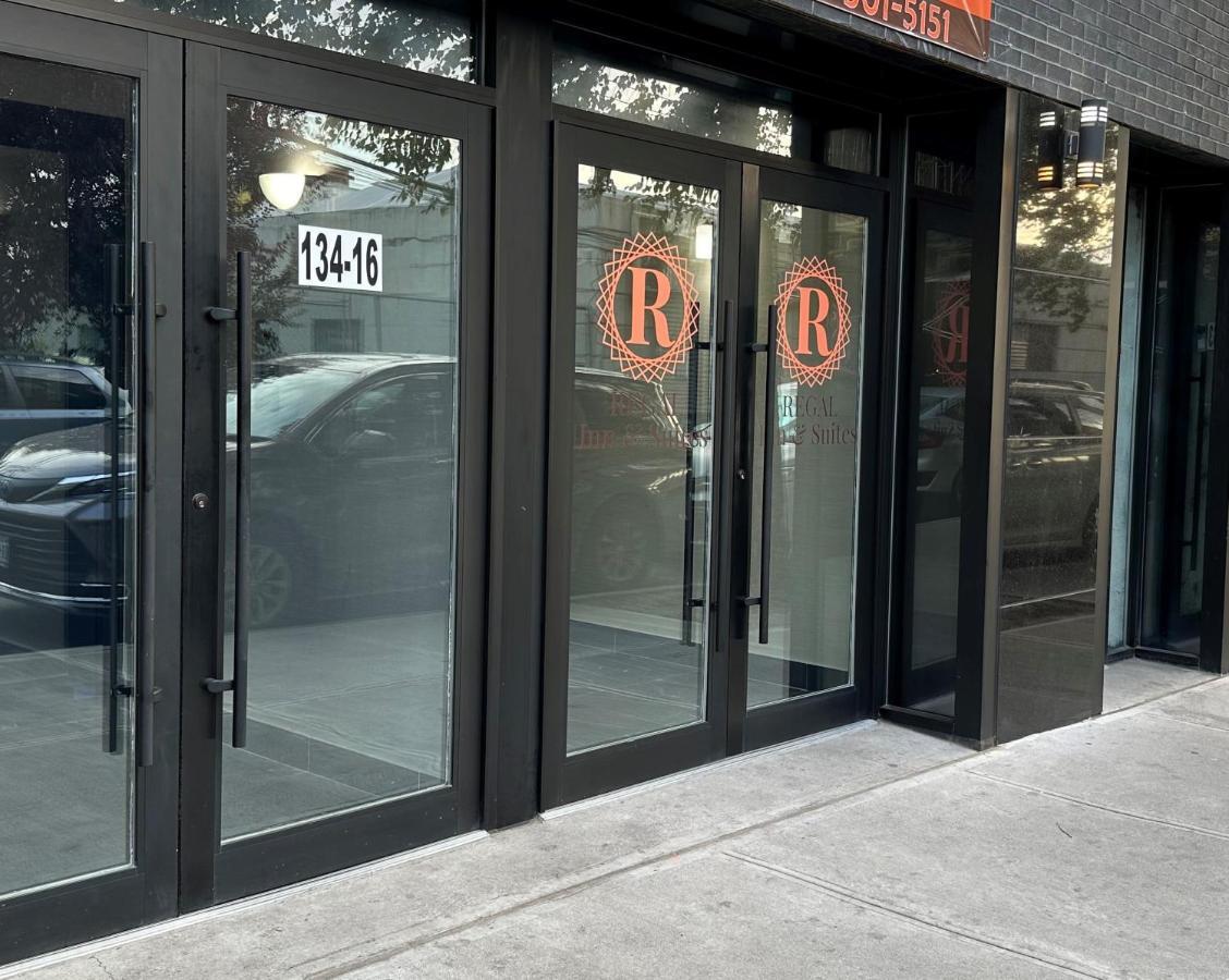 Regal Inn & Suites New York Laguardia Hotel Екстер'єр фото